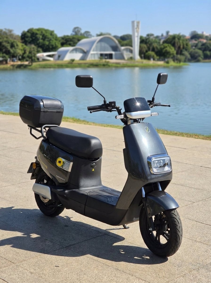 Scooter elétrica B3 1000W